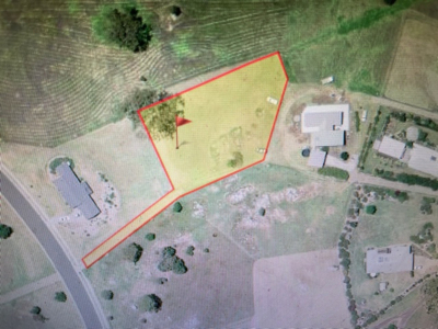 68 Glen Mia Drive, Bega, NSW 2550 AUS
