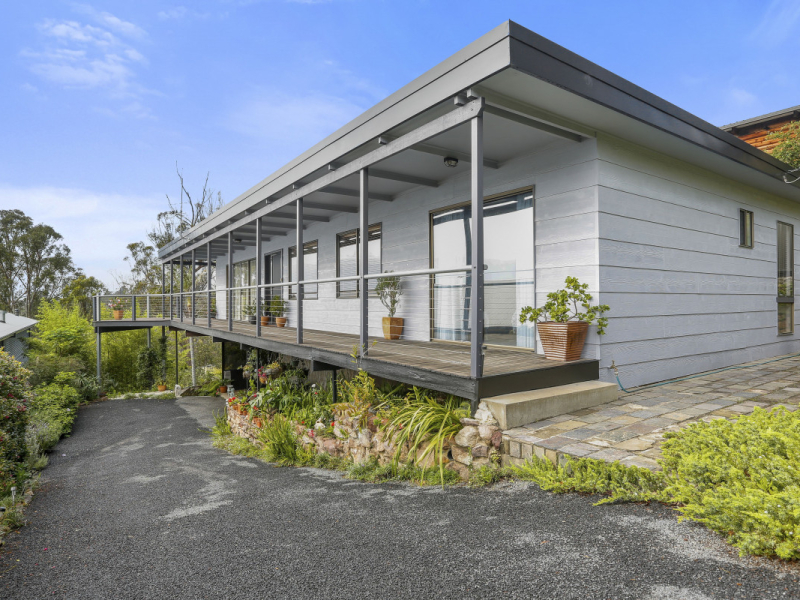 20 Sapphire Crescent, Merimbula, NSW 2548 AUS