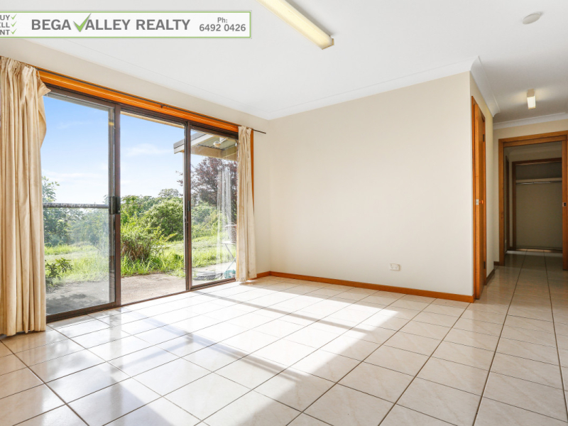 25 Gillcrest Drive, Bega, NSW 2550 AUS