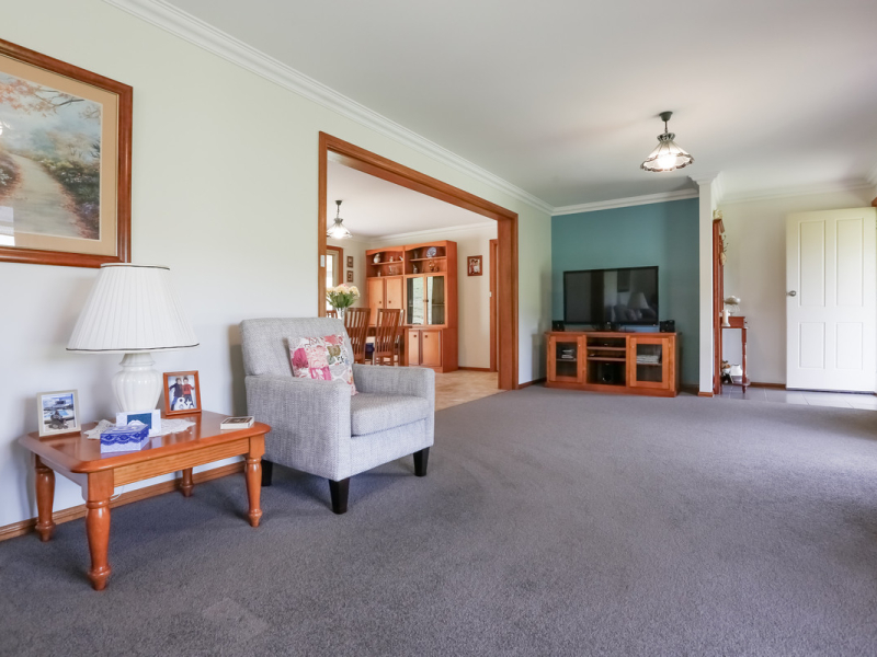 11 Wattle Place, Bega, NSW 2550 AUS