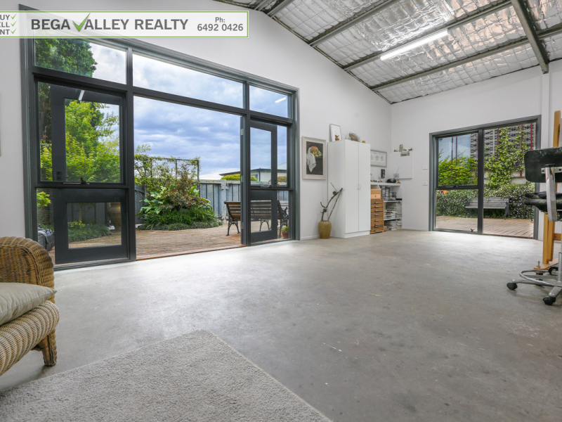 71 Ravenswood Street, Bega, NSW 2550 AUS