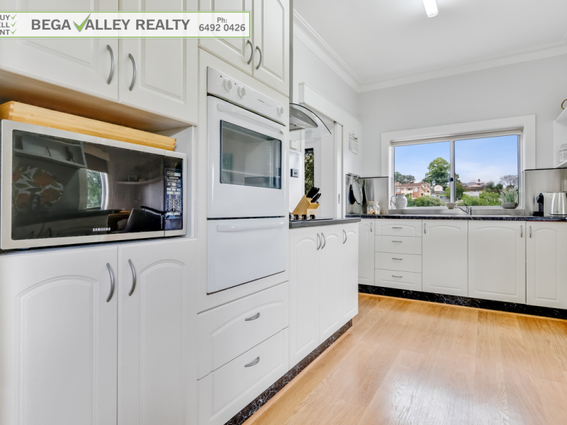 71 Ravenswood Street, Bega, NSW 2550 AUS