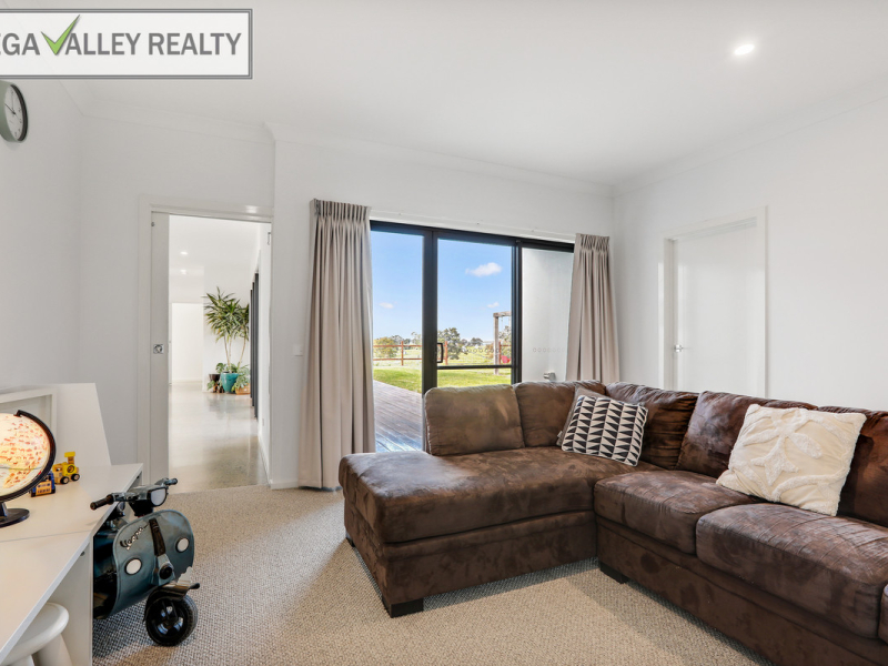 143 Snowy Mountains Highway, Bega, NSW 2550 AUS