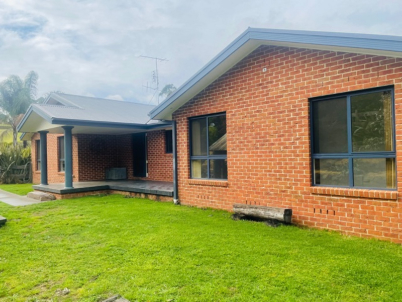 10 Redgum Close, Bega, NSW 2550 AUS