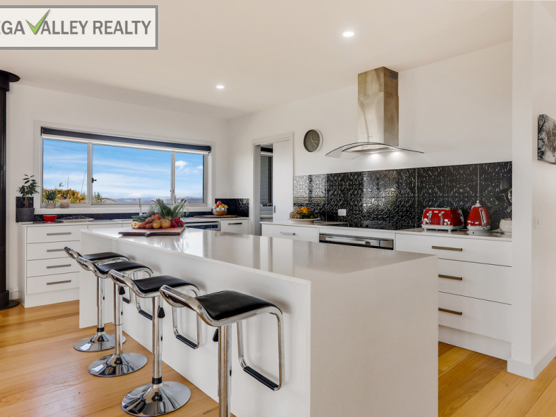 10 Whistler Close, Mirador, NSW 2548 AUS