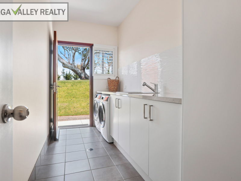 1 Newlyns Place, Wolumla, NSW 2550 AUS