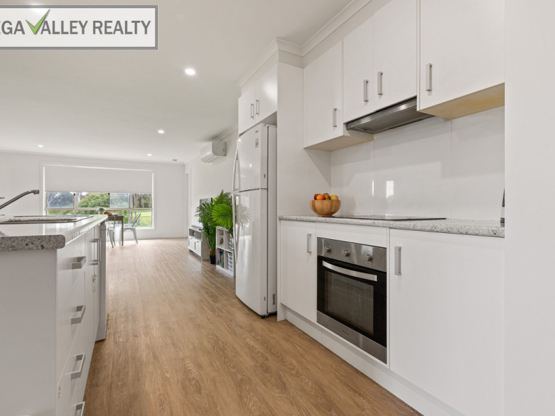 7a Denison Close, Bega, NSW 2550 AUS