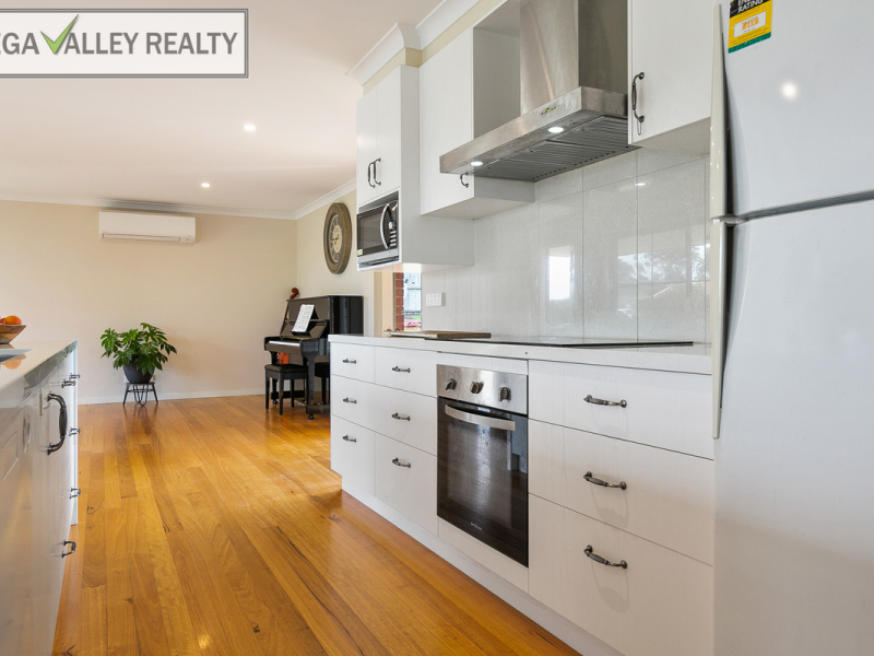 53 Glen Mia Drive, Bega, NSW 2550 AUS