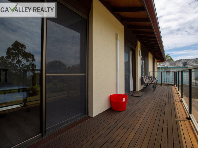 28 Golf Circuit, Tura Beach, NSW 2548 AUS