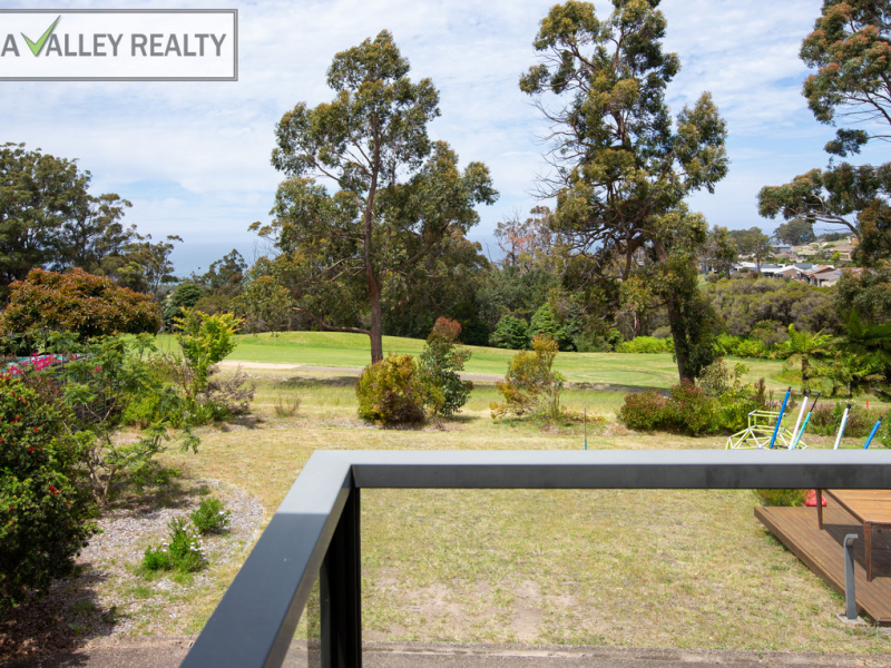 28 Golf Circuit, Tura Beach, NSW 2548 AUS