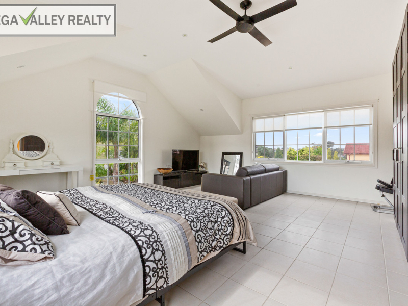 10D Elizabeth Parade, Tura Beach, NSW 2548 AUS