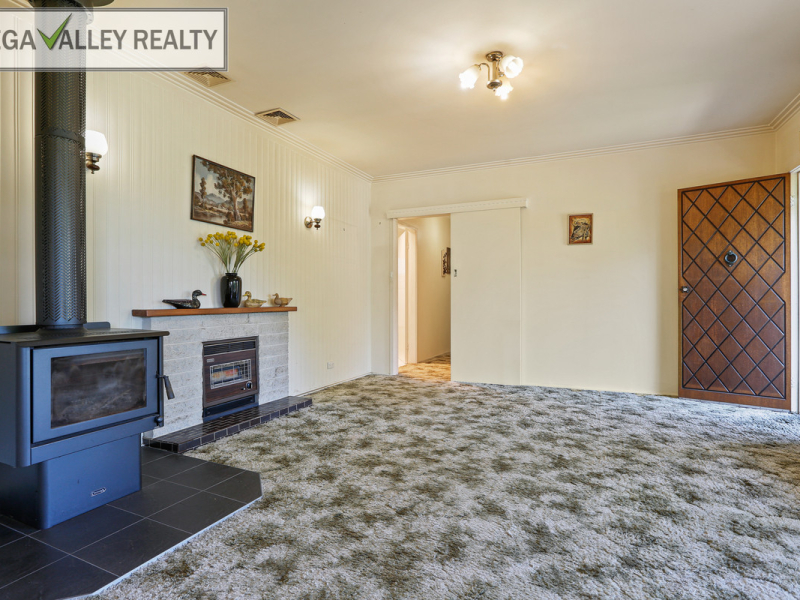 2 Rose Street, Bega, NSW 2550 AUS