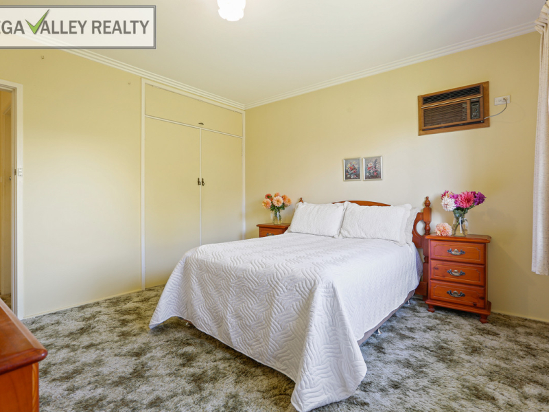 2 Rose Street, Bega, NSW 2550 AUS