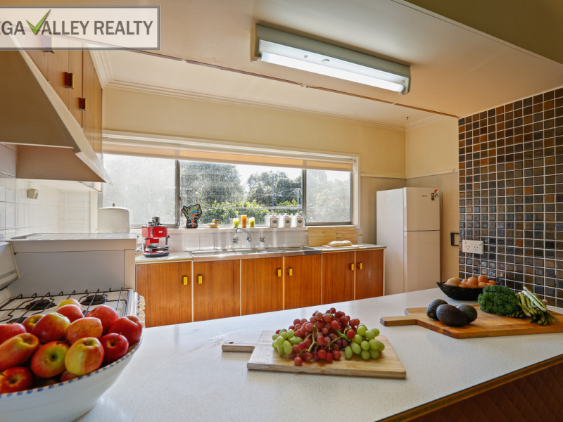 2 Rose Street, Bega, NSW 2550 AUS