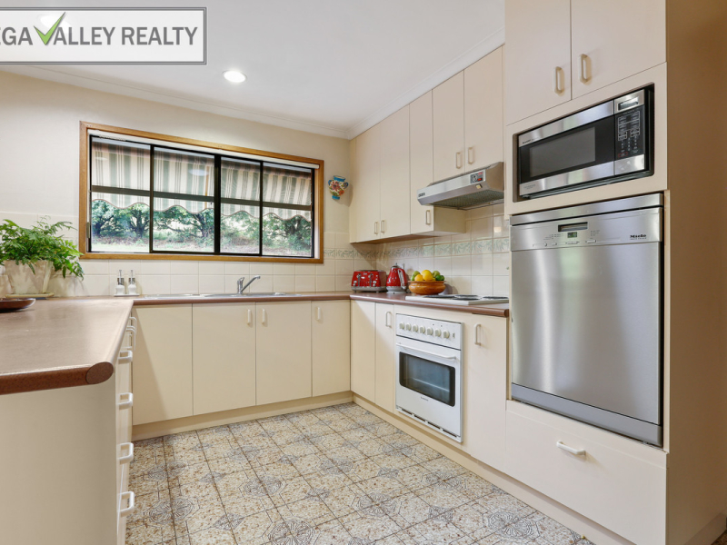 418 Peak Hill Road, Bega, NSW 2550 AUS