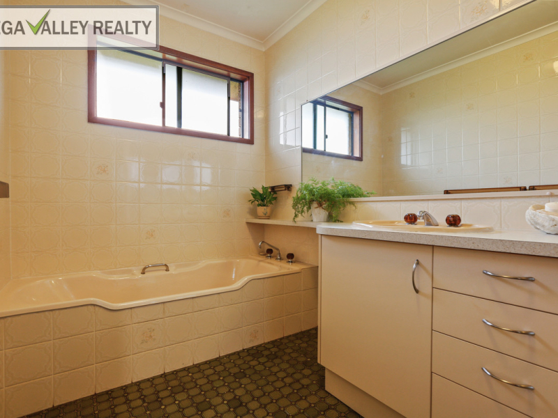 418 Peak Hill Road, Bega, NSW 2550 AUS