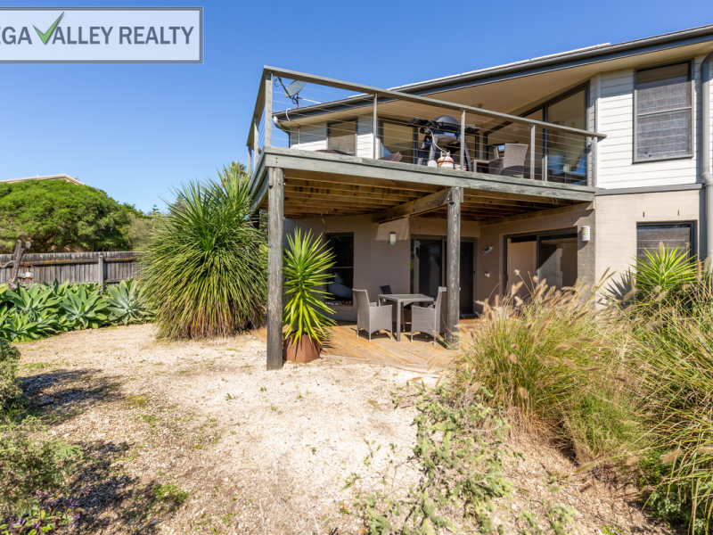 8/15 Wallaga Lake Road, Bermagui, NSW 2546 AUS