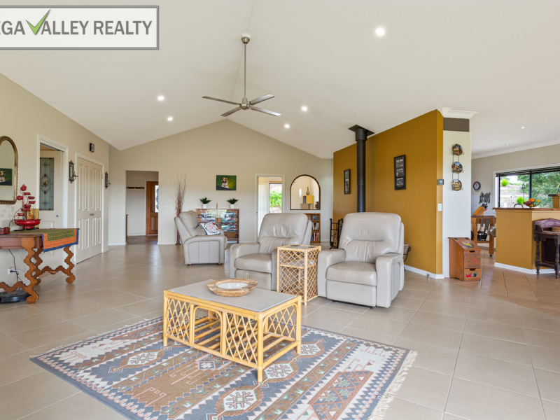 402 West Kameruka Road, Candelo, NSW 2550 AUS