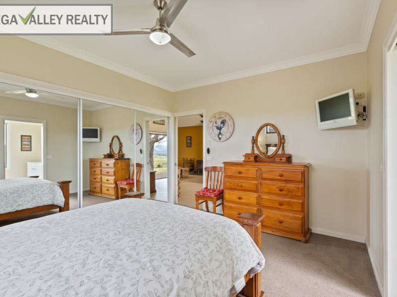 402 West Kameruka Road, Candelo, NSW 2550 AUS