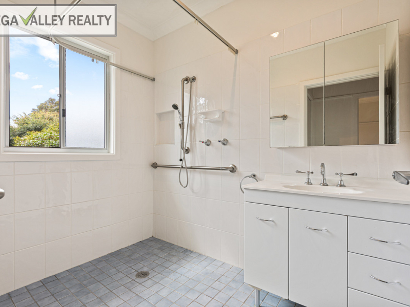 158 NEWTOWN Road, Bega, NSW 2550 AUS