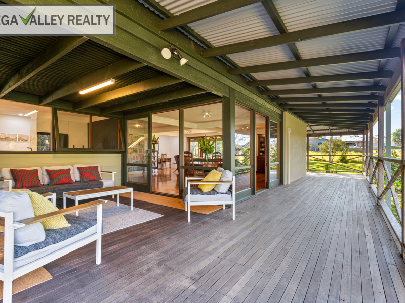 12 Corridgeree Road, Bega, NSW 2550 AUS