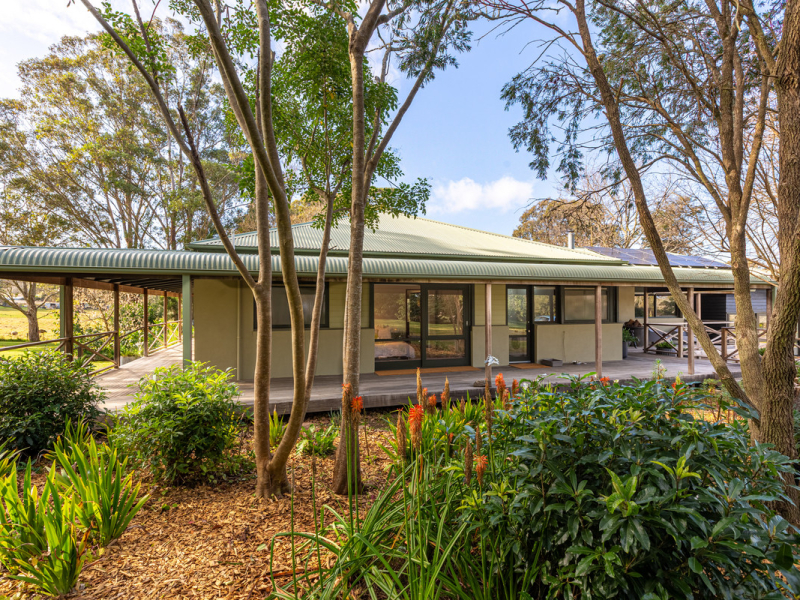 12 Corridgeree Road, Bega, NSW 2550 AUS