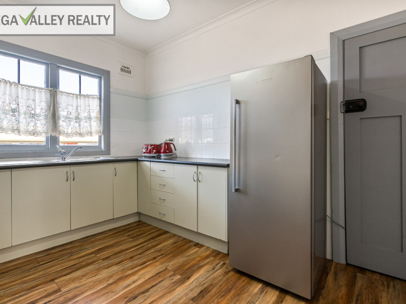 1/9 Eden Street, Bega, NSW 2550 AUS