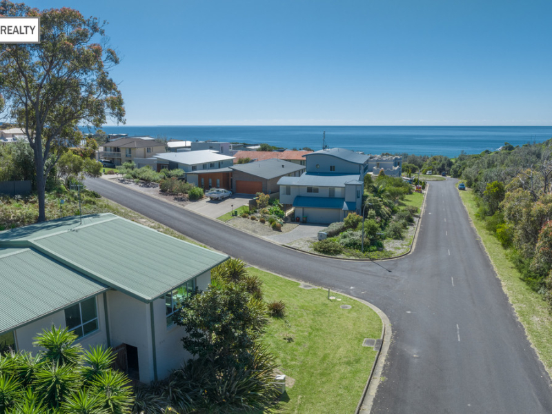 13 Dolphin Cove Drive, Tura Beach, NSW 2548 AUS