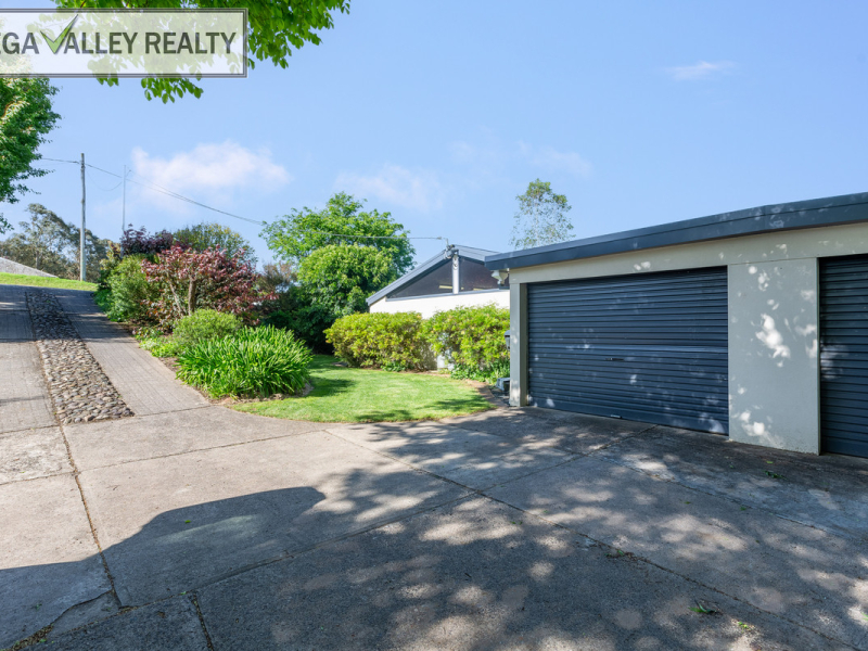 20 Manning Street, Bega, NSW 2550 AUS