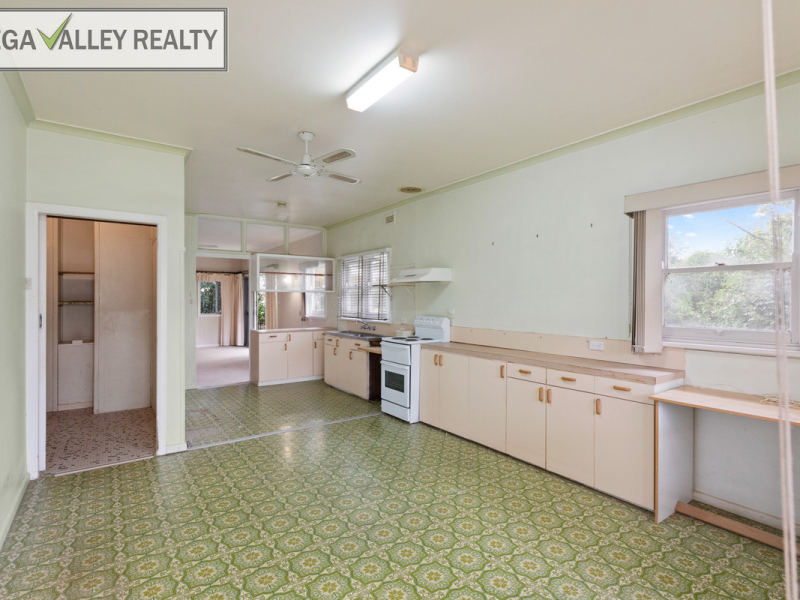 121 Rawlinson Street, Bega, NSW 2550 AUS