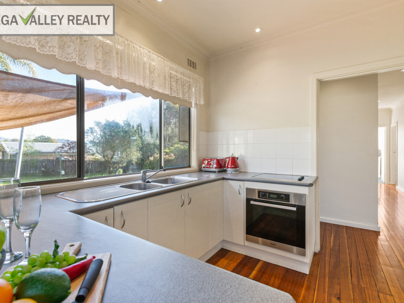 55 Eden Street, Bega, NSW 2550 AUS