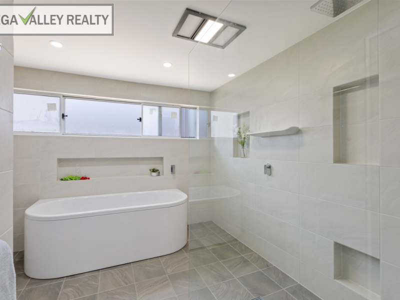 1834 Sapphire Coast Drive, Kalaru, NSW 2550 AUS