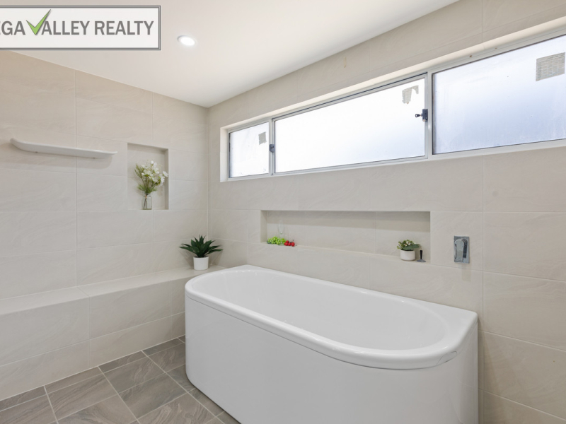 1834 Sapphire Coast Drive, Kalaru, NSW 2550 AUS