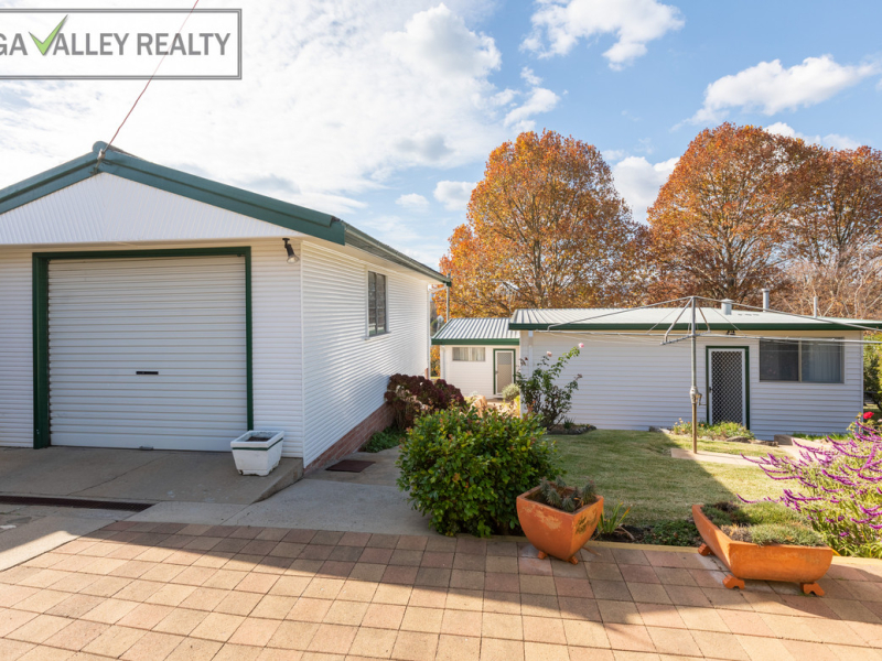 13 Kirkland Avenue, Bega, NSW 2550 AUS