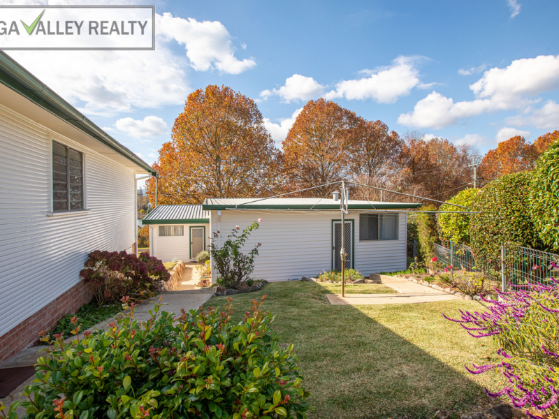 13 Kirkland Avenue, Bega, NSW 2550 AUS