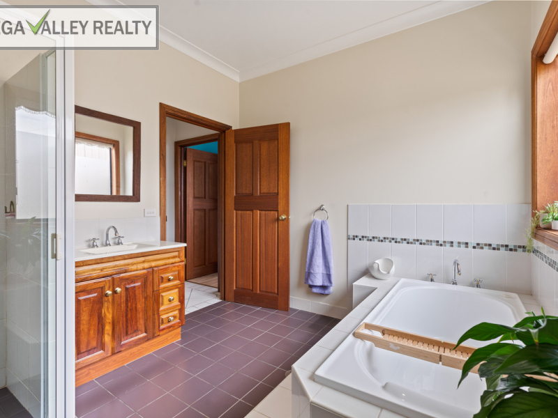 102 Corridgeree Road, Tarraganda, NSW 2550 AUS