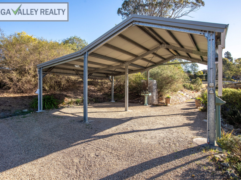 44 Narrawa Place, Bega, NSW 2550 AUS