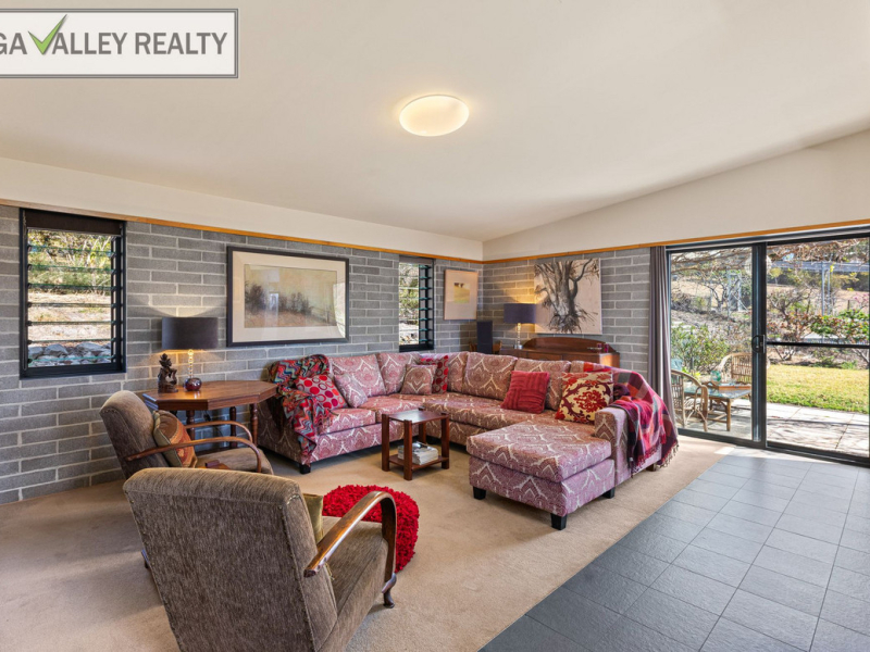 44 Narrawa Place, Bega, NSW 2550 AUS