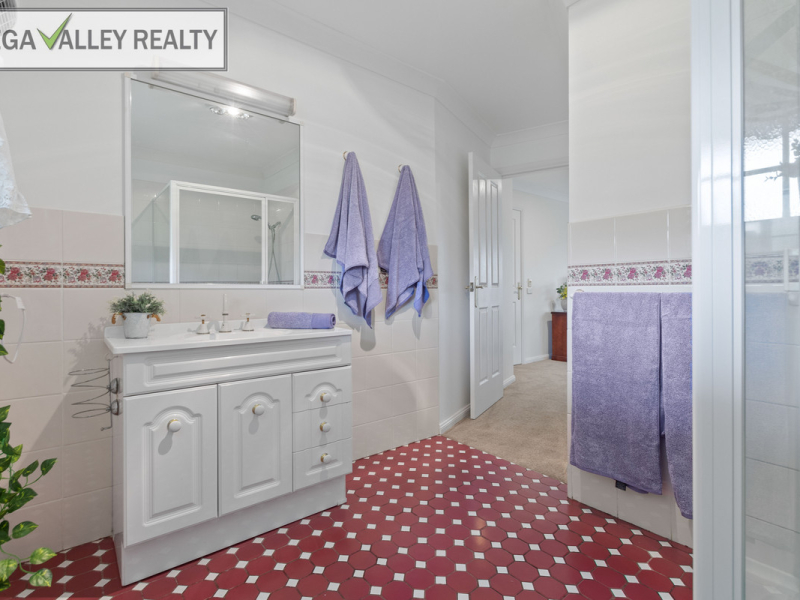 35 Applegum Close, Bega, NSW 2550 AUS