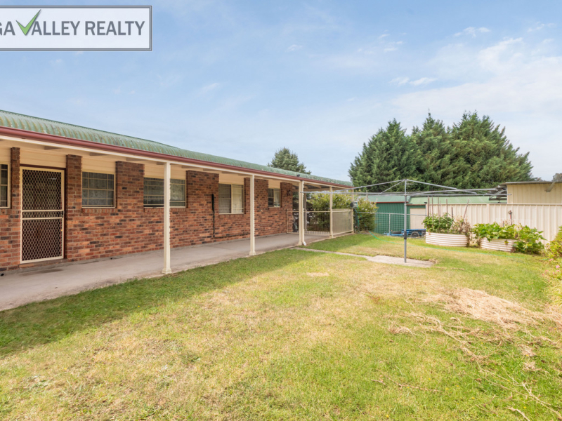 35 Applegum Close, Bega, NSW 2550 AUS