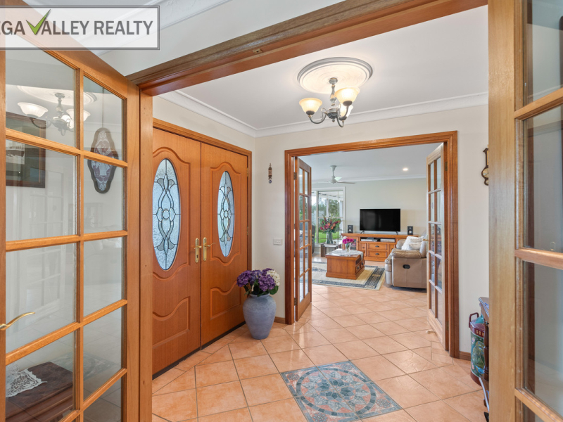 35 Applegum Close, Bega, NSW 2550 AUS