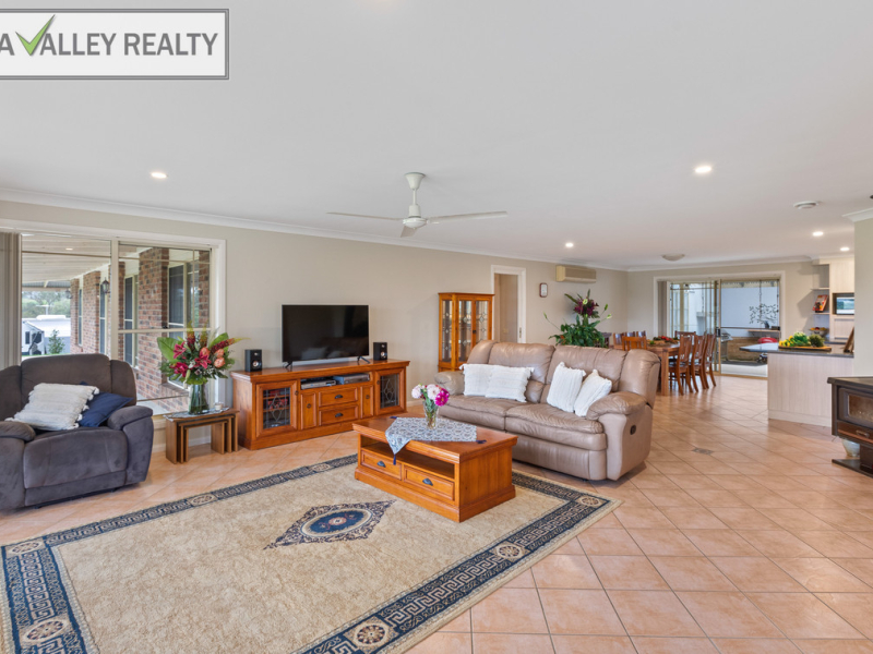 35 Applegum Close, Bega, NSW 2550 AUS