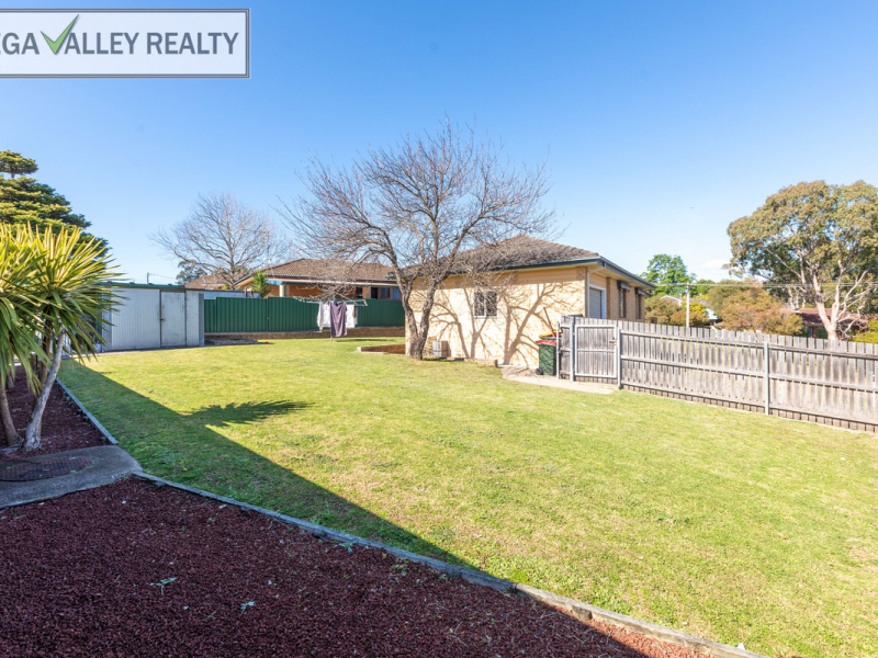 1 Weerona Court, Bega, NSW 2550 AUS