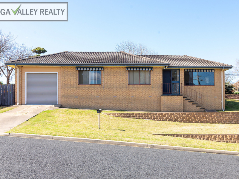 1 Weerona Court, Bega, NSW 2550 AUS