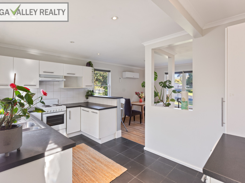 9 Dandar Road, Bega, NSW 2550 AUS