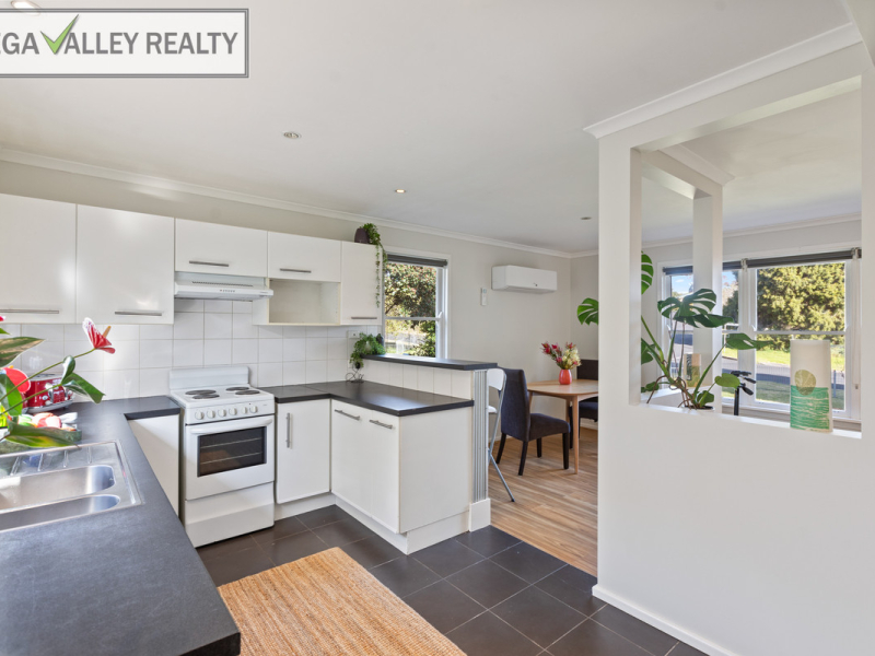 9 Dandar Road, Bega, NSW 2550 AUS