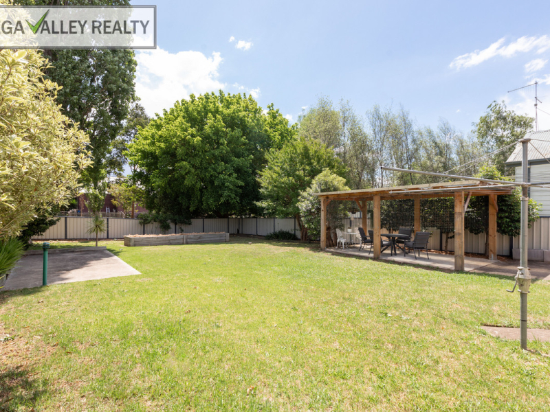 67 Ravenswood Street, Bega, NSW 2550 AUS