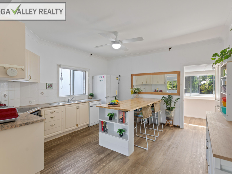 67 Ravenswood Street, Bega, NSW 2550 AUS