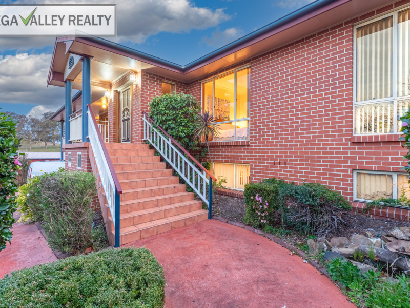 48 Lynjohn Drive, Bega, NSW 2550 AUS