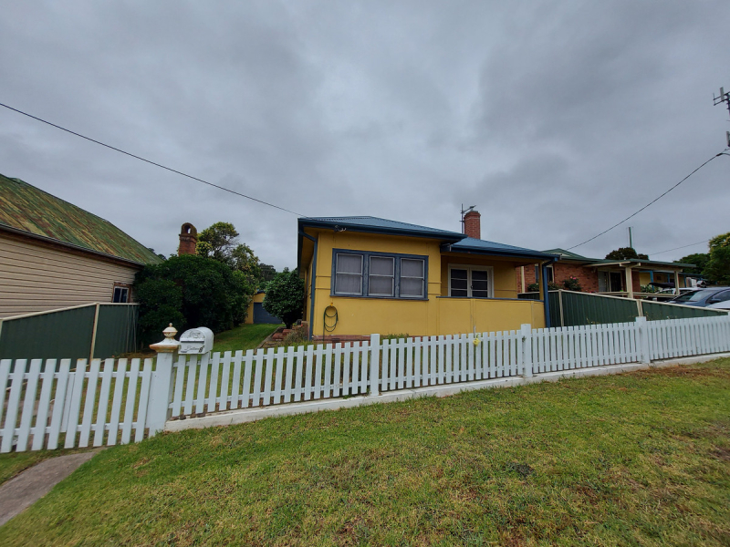 8 Sattler Street, Bega, NSW 2550 AUS